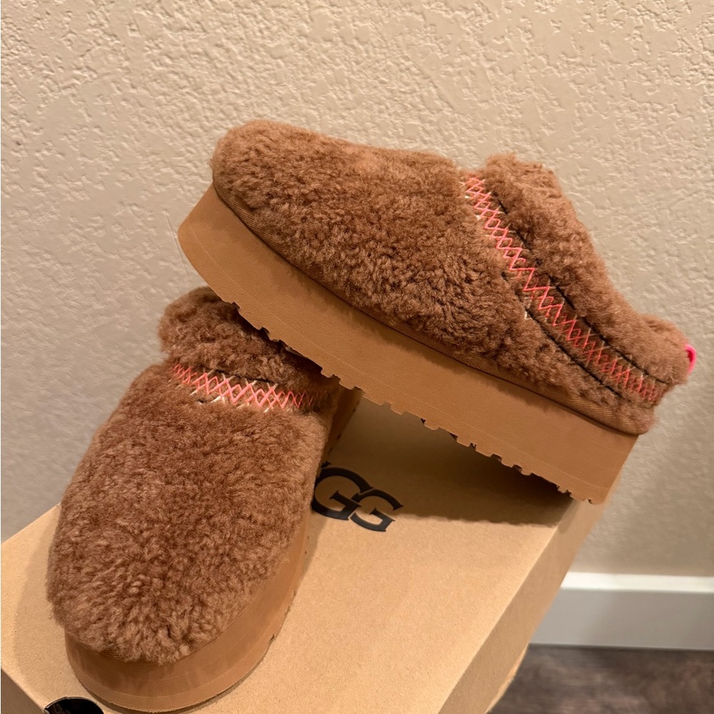 Ugg Tag Braid Slipper Platform